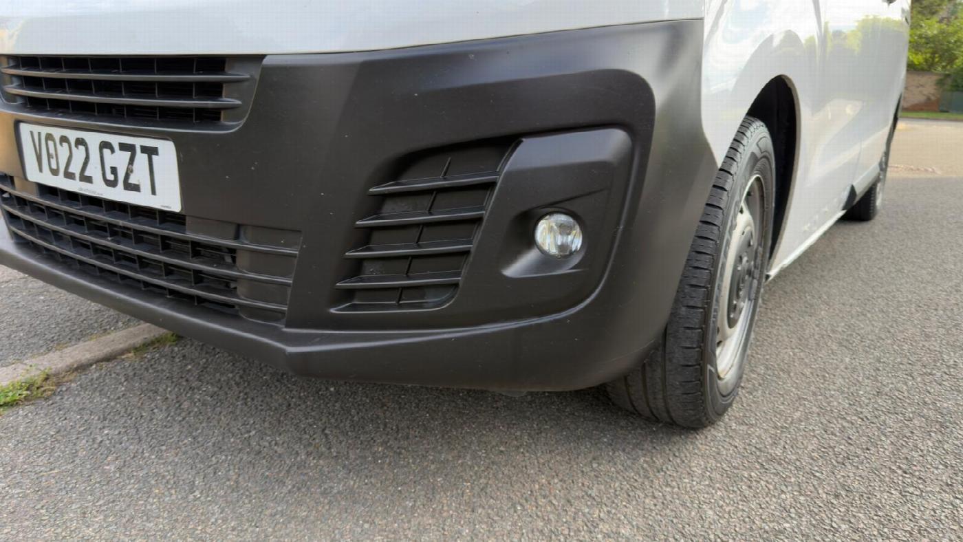 Vauxhall Vivaro — photo 4
